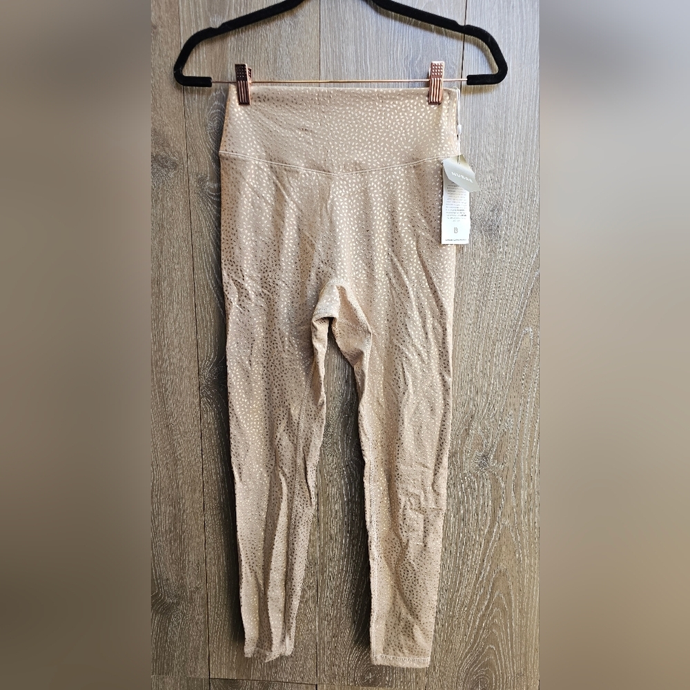 Buffbunny NWT Nubre Fabric Gold Bossy Print Medium